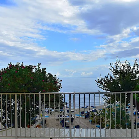 Asteria Ξενοδοχείο 2*